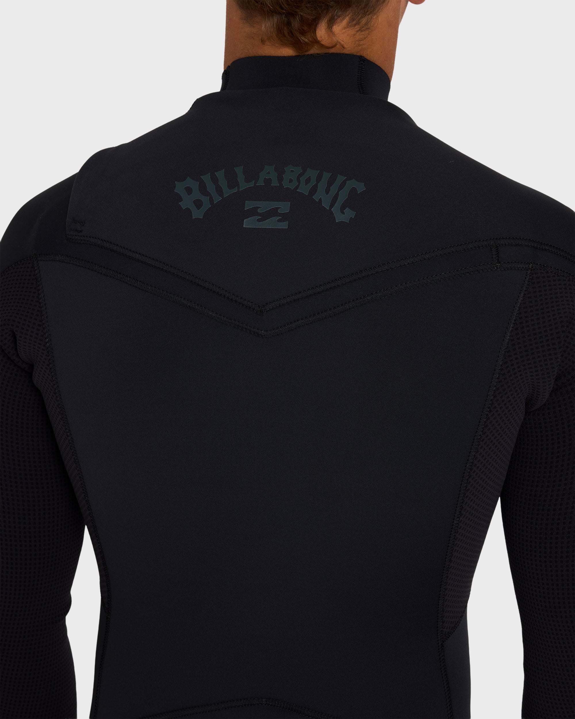 2/2mm Absolute Ultra Chest Zip Long Sleeve Springsuit - Black 2/2mm Absolute Ultra Chest Zip Long Sleeve Springsuit - Black