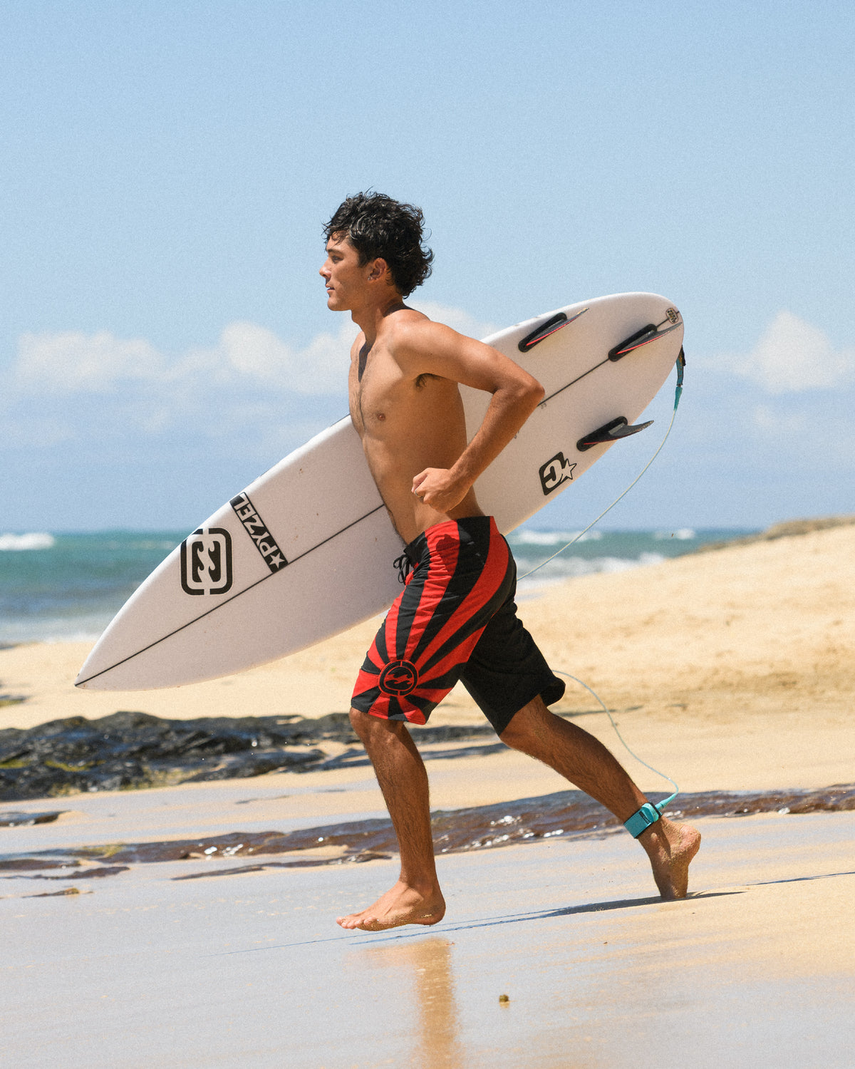 A.I. Rising Sun Pro 22" Boardshorts - Black/Red