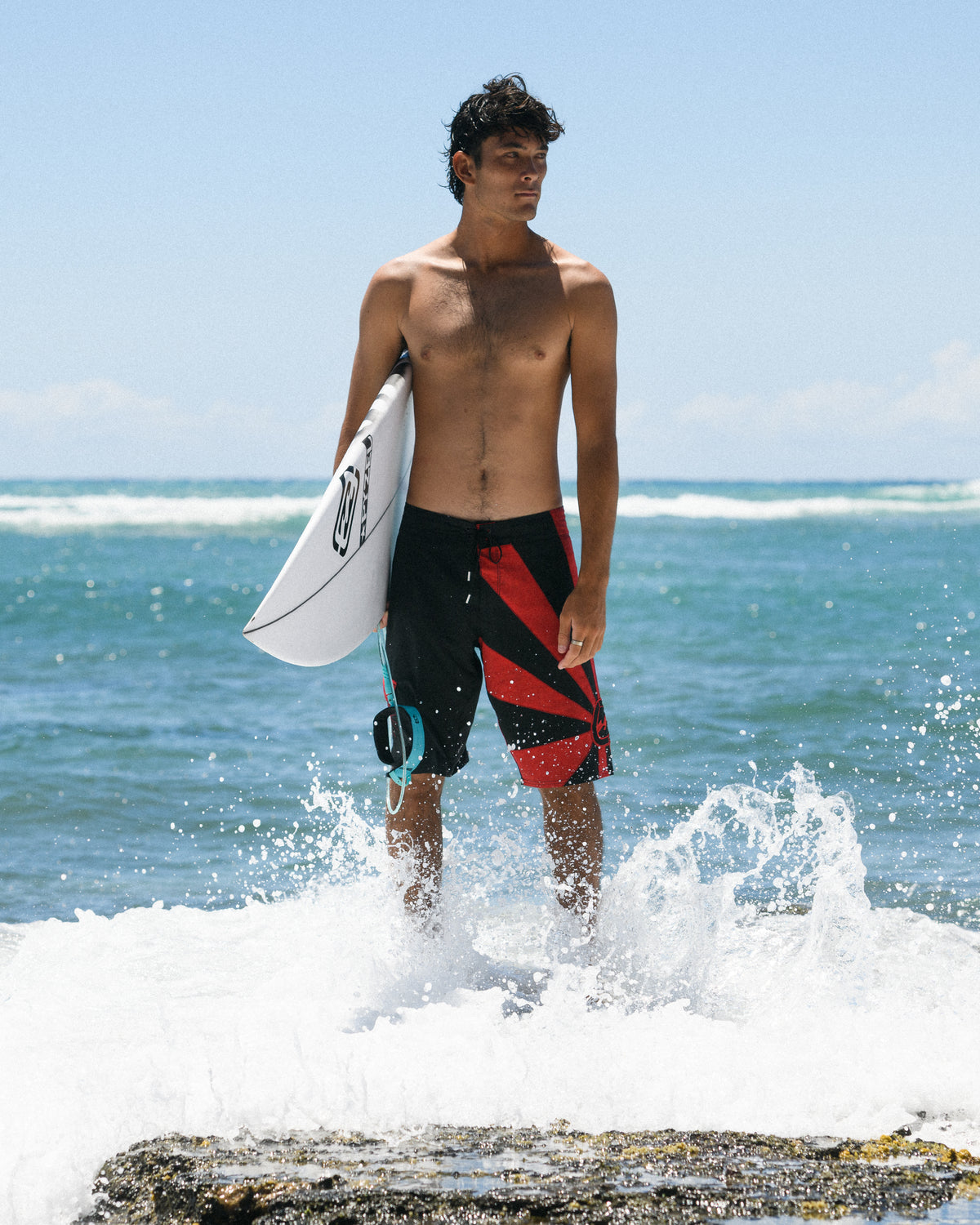 A.I. Rising Sun Pro 22" Boardshorts - Black/Red