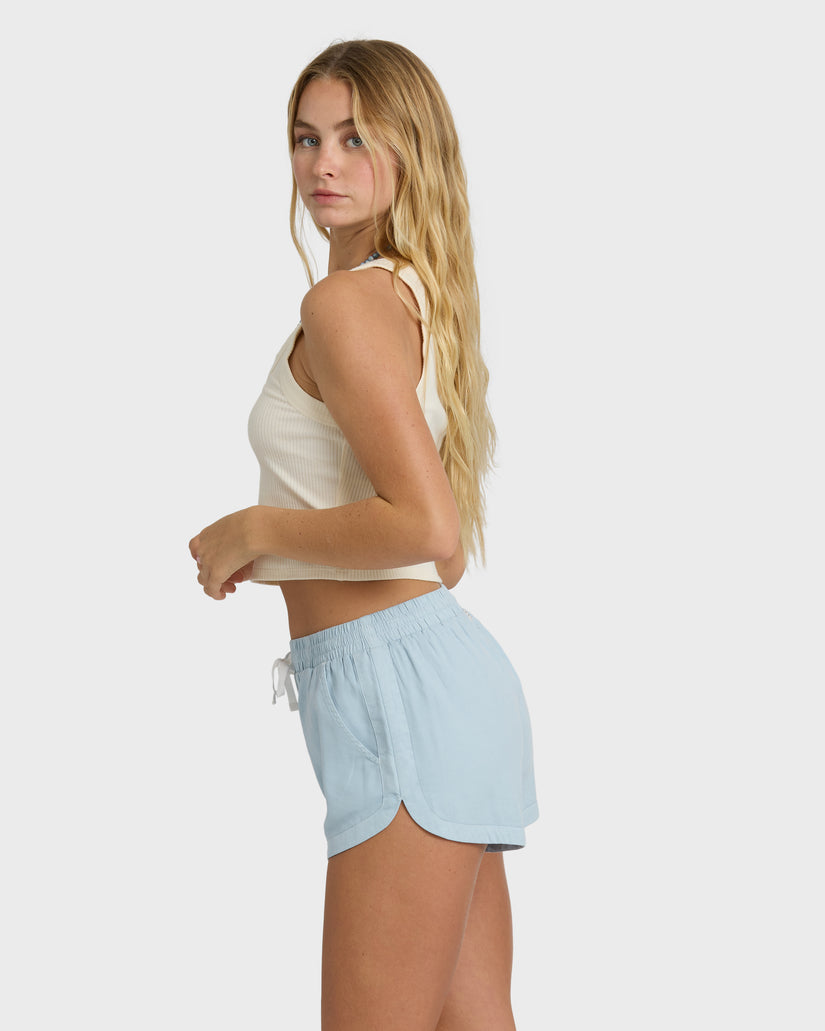 ROAD-TRIPPIN-SHORT-PFD-WASHED-CHAMBRAY-3