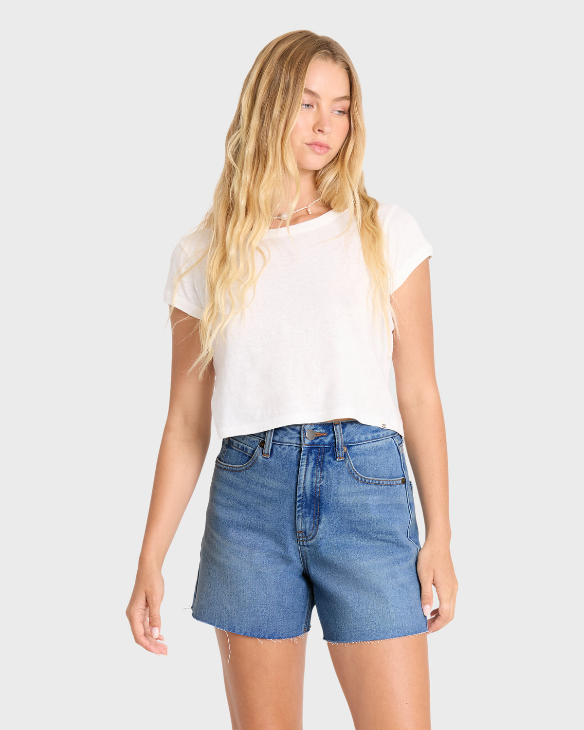 
Riley Cut-Off Denim Shorts - Pacific Wash