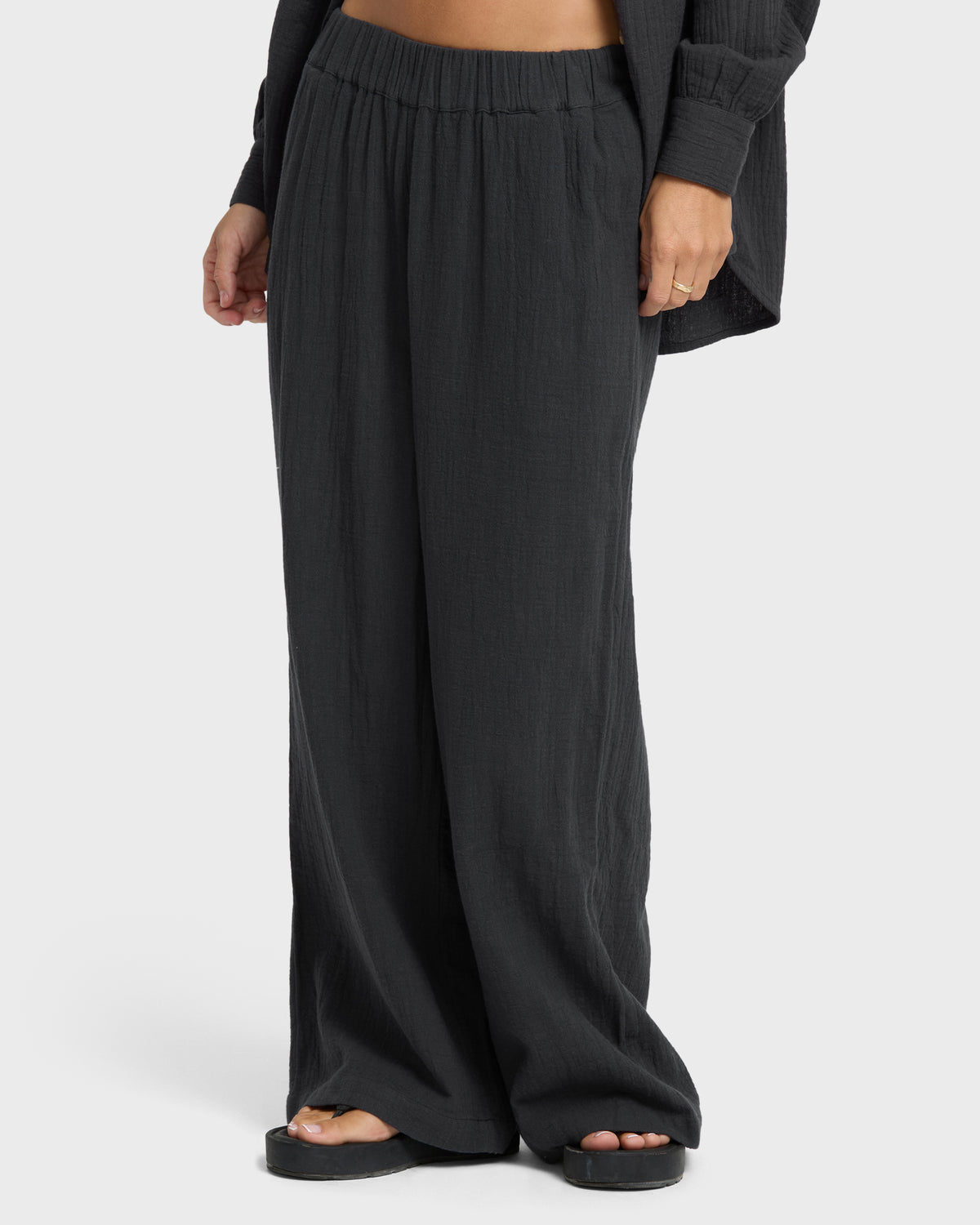 Follow-Me-Pants-Black-Sands-5