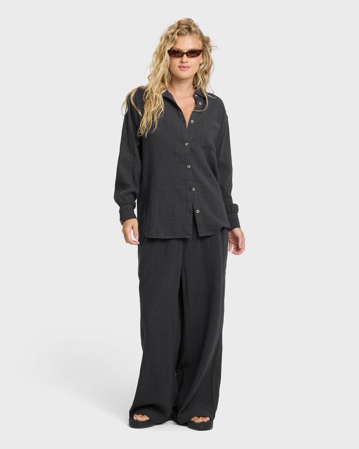 Follow-Me-Pants-Black-Sands-3