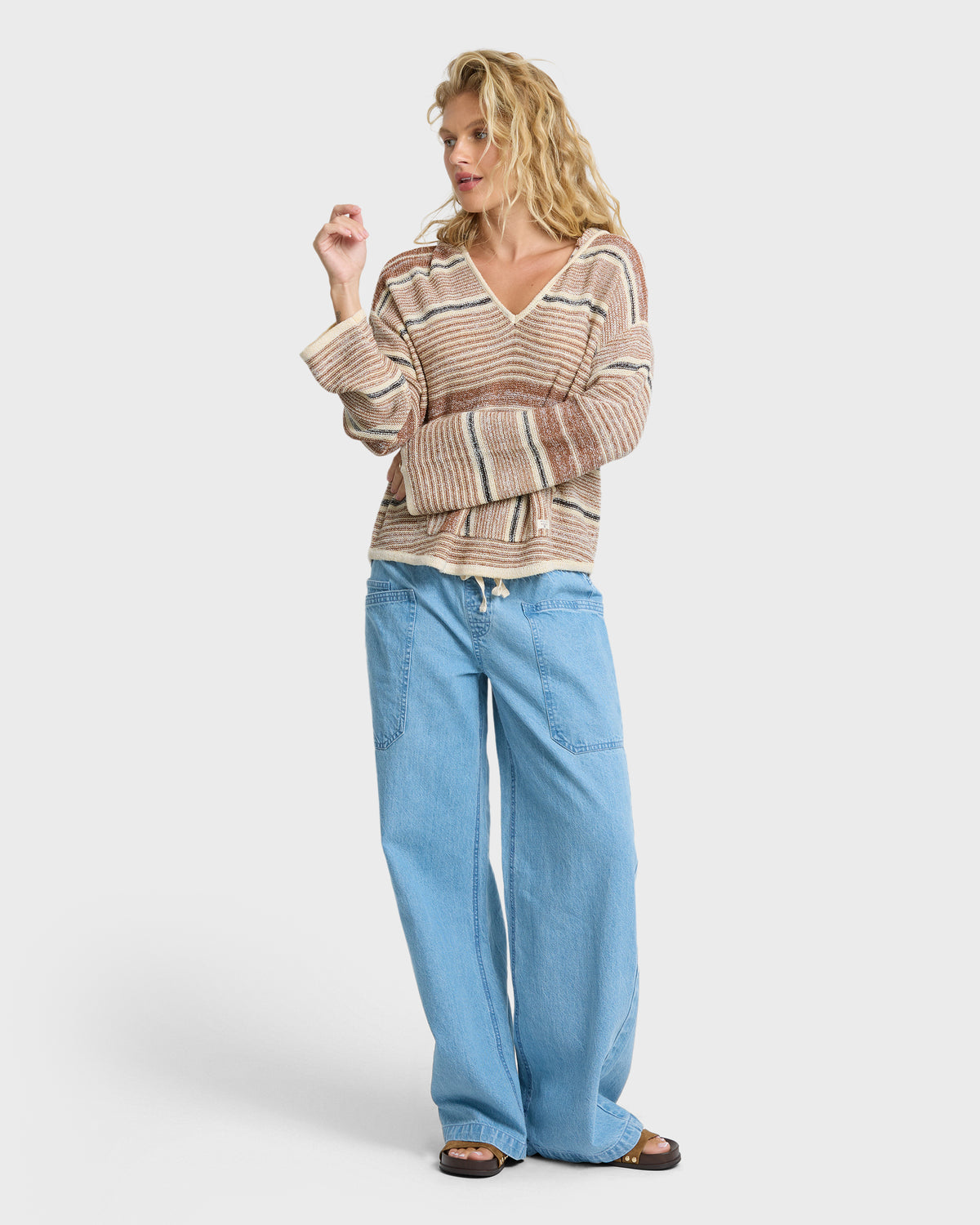 Baja-Beach-Hooded-Sweater-White-/-Brown-3