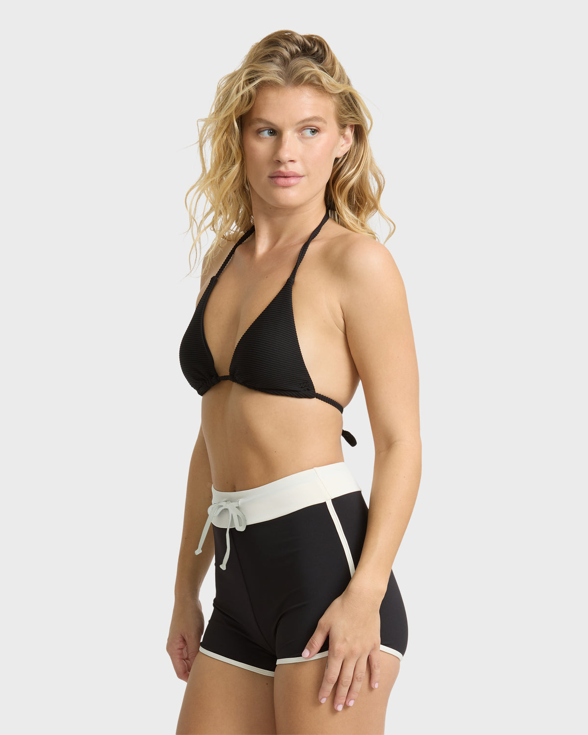 
High Tide Boardshorts - Black Pebble