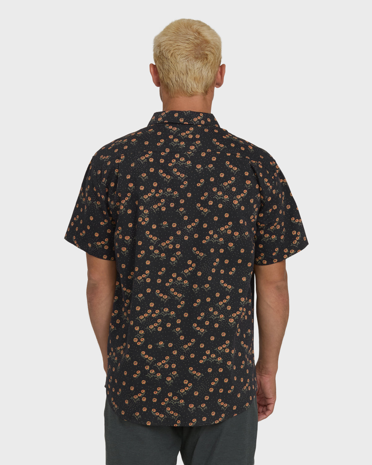 BL000489M_BLK_OM-B.jpg