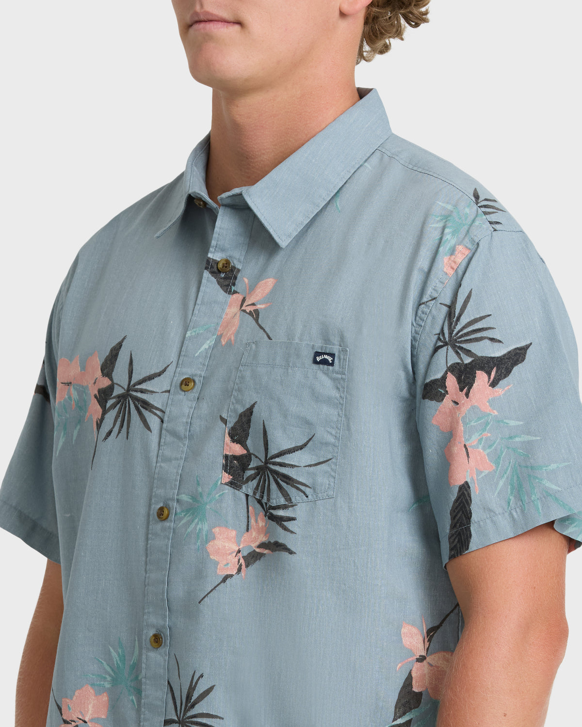 
Sundays Short Sleeve Woven Shirt - Blue Surf