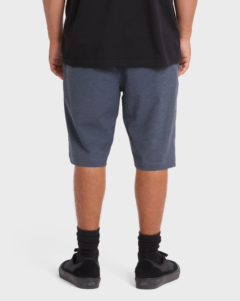 Crossfire-Submersible-21"-Hybrid-Shorts-True-Navy-2