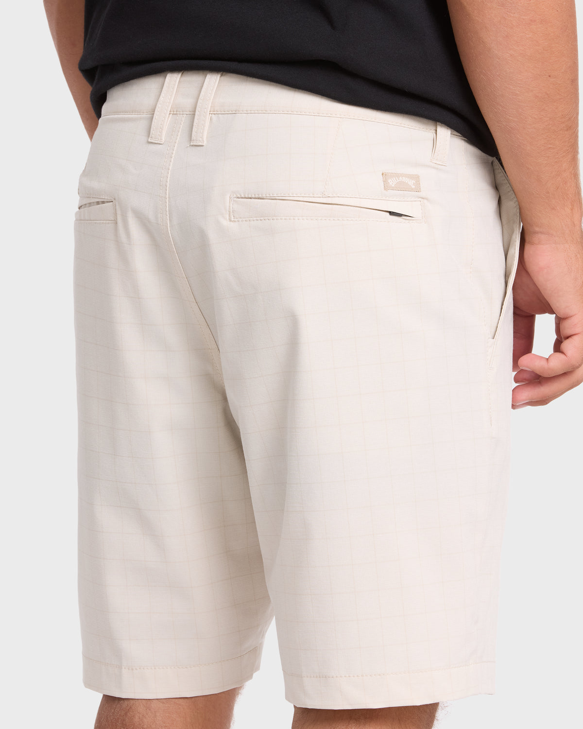 Crossfire-Submersible-19"-Hybrid-Shorts-Oatmeal-Heather-5