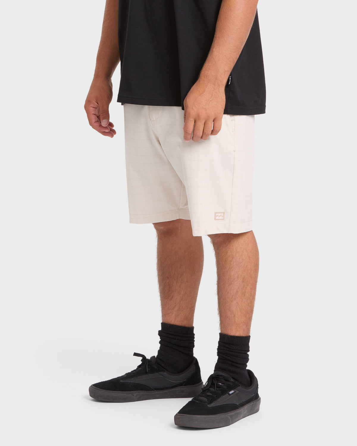 Crossfire-Submersible-19"-Hybrid-Shorts-Oatmeal-Heather-4