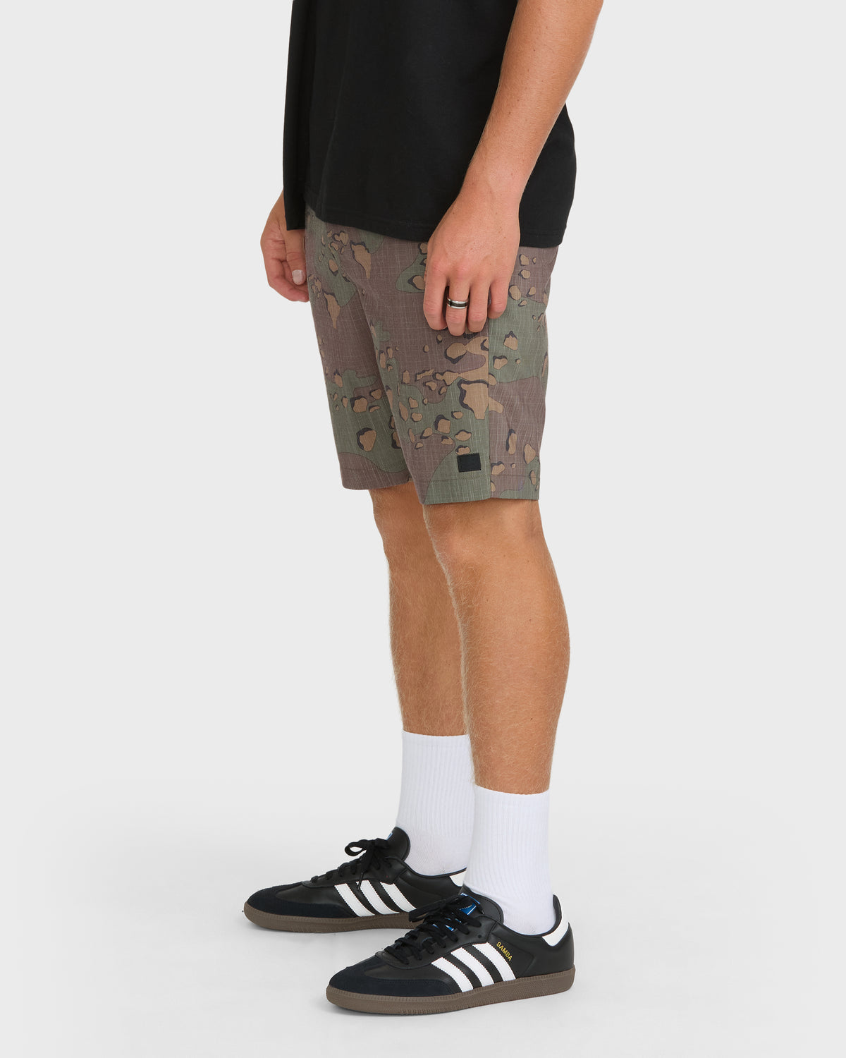 
Crossfire Submersible 19" Amphibian Hybrid Shorts - Rifle Green