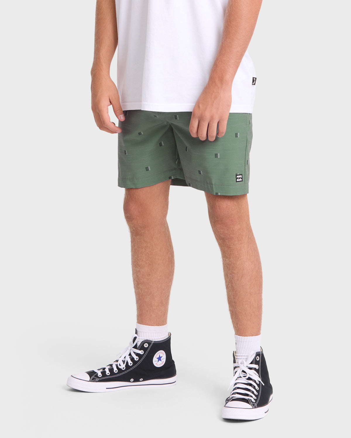 Crossfire-Submersible-17"-Hybrid-Shorts-Laurel-Wreath-4