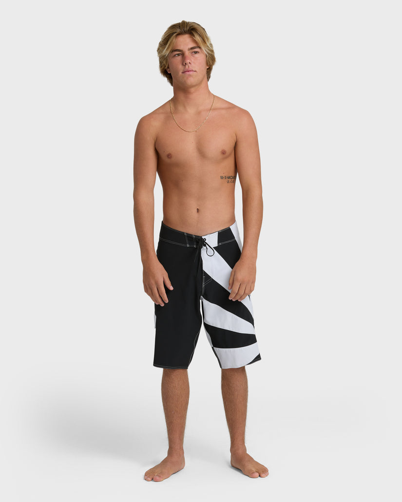 A.I.-Rising-Sun-Pro-22"-Boardshorts-Black/White-3
