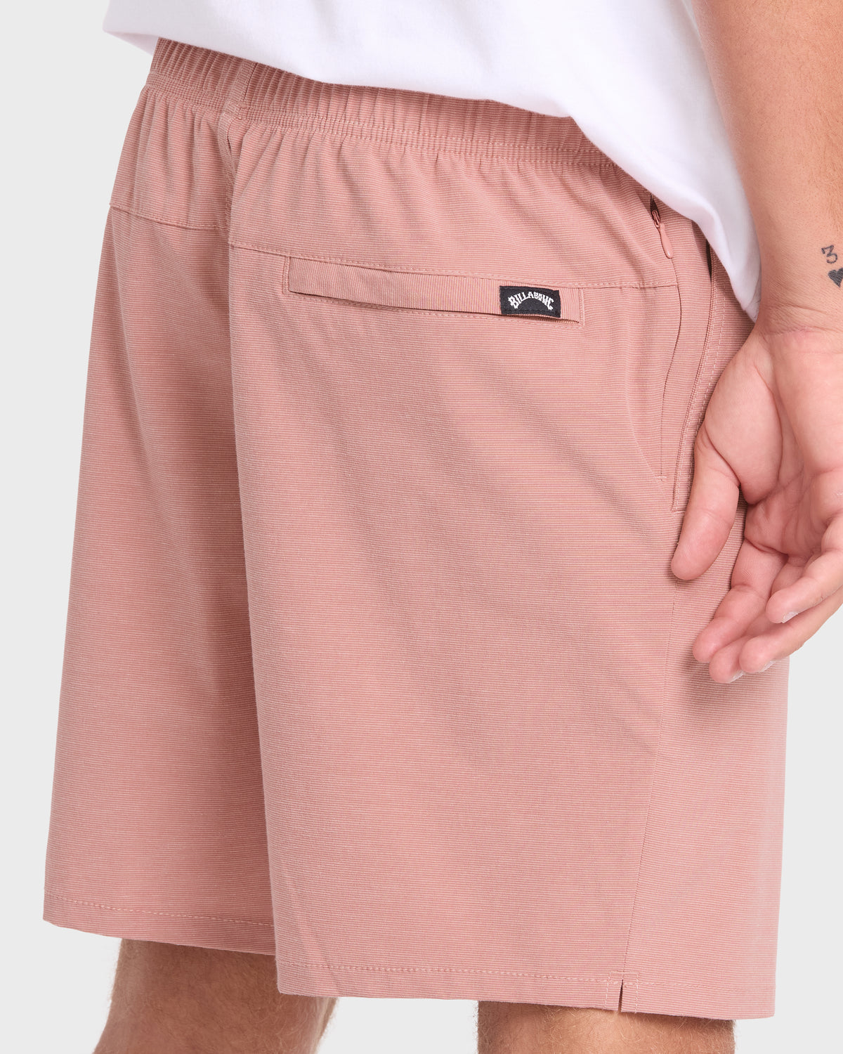 Crossfire-Submersible-18"-Hybrid-Shorts-Ash-Rose-5