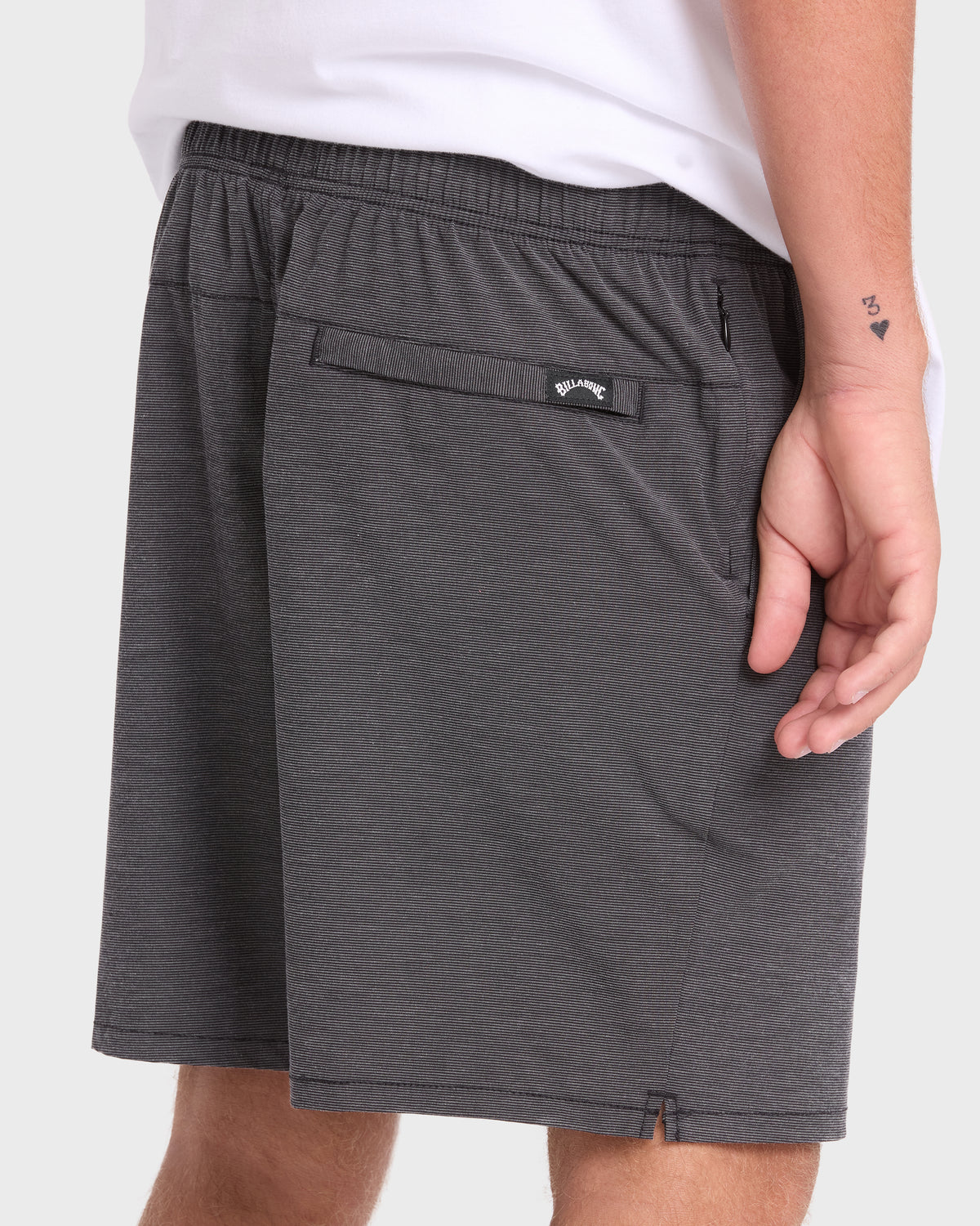 Crossfire-Submersible-18"-Hybrid-Shorts-Black-5