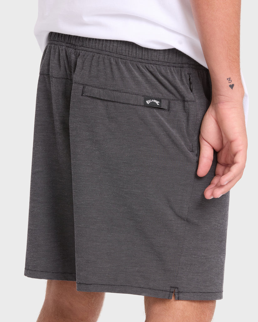 Crossfire-Submersible-18"-Hybrid-Shorts-Black-5