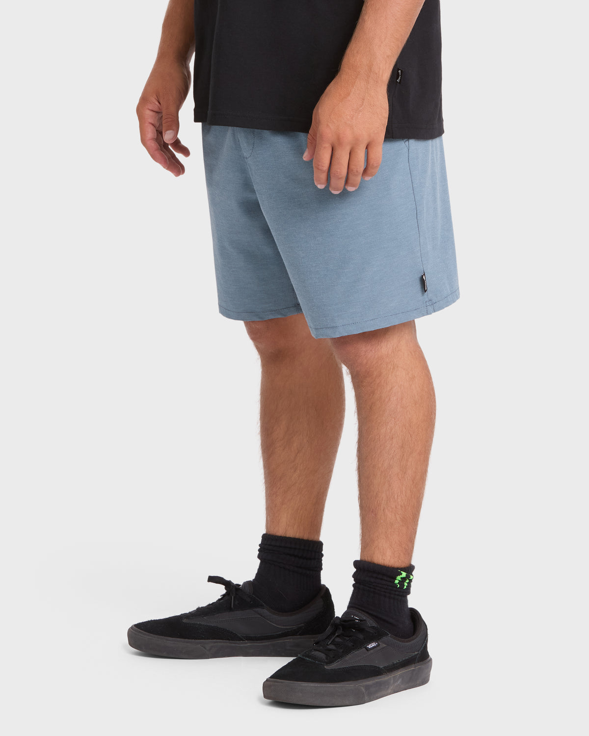 Crossfire-Submersible-18"-Hybrid-Shorts-China-Blue-4