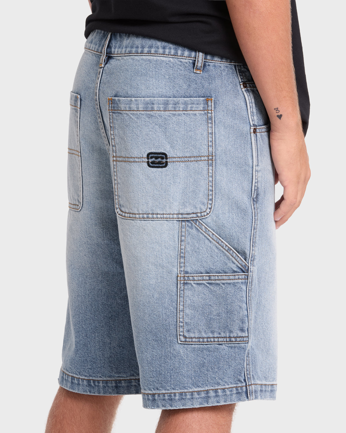 BAD-DOG-SHORT-22-BLEACHED-BLUE-WASH-5