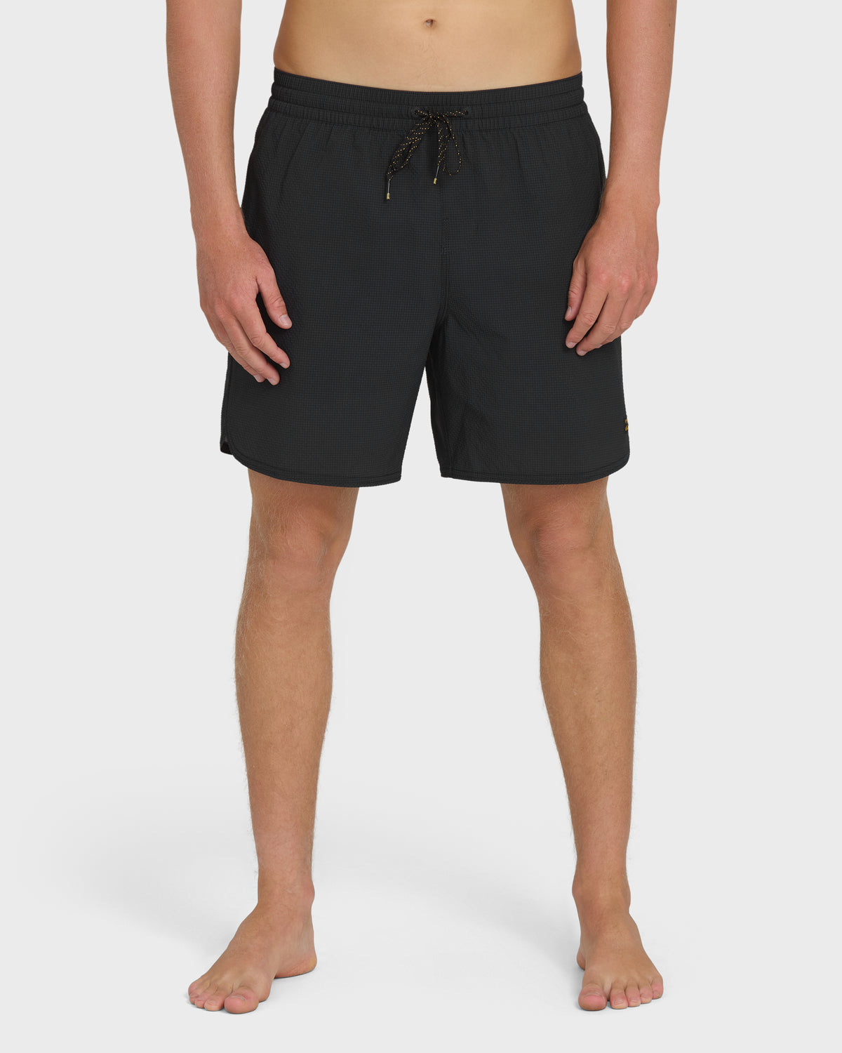 BL000565M_BLK_OM-F.jpg