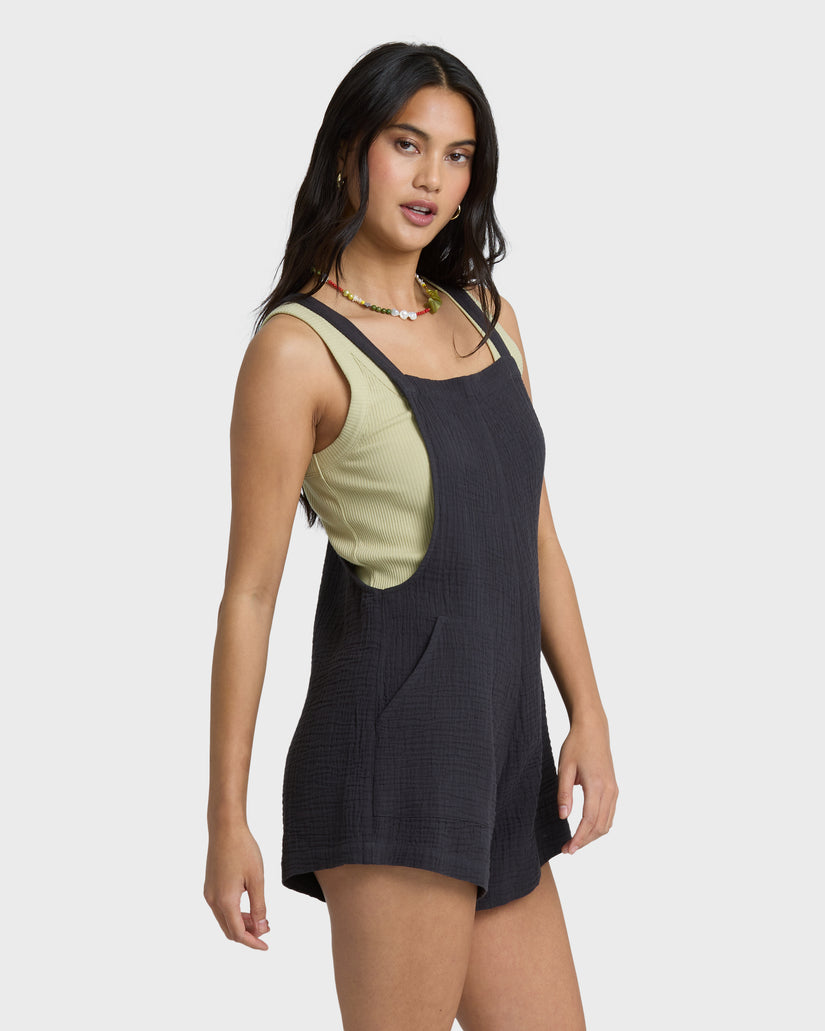 BEACH-CRUSH-OVERALL-BLACK-SANDS-3