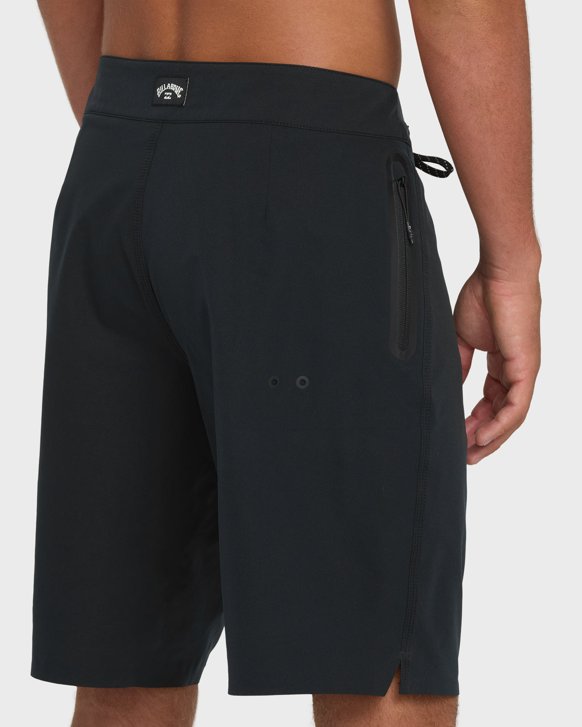 BL000585M_BLK_OM-1.jpg