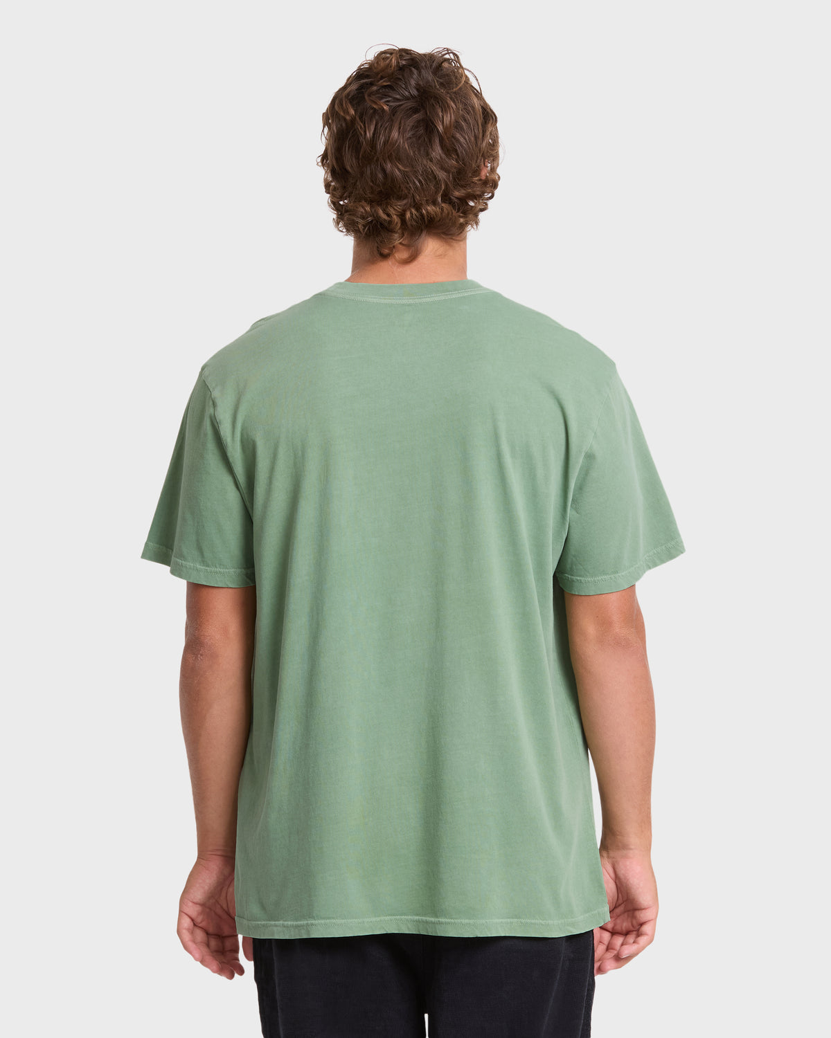 ESSENTIAL-POCKET-WW-PREMIUM-SS-HEDGE-GREEN-2