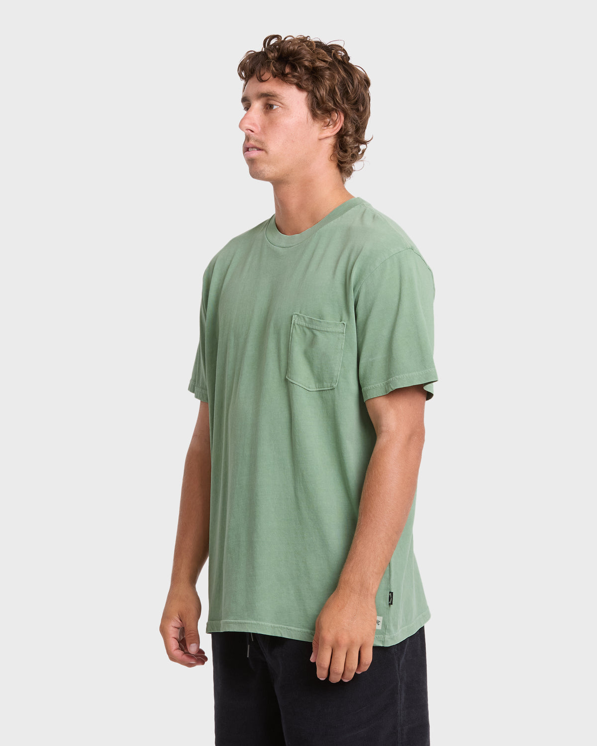 ESSENTIAL-POCKET-WW-PREMIUM-SS-HEDGE-GREEN-4