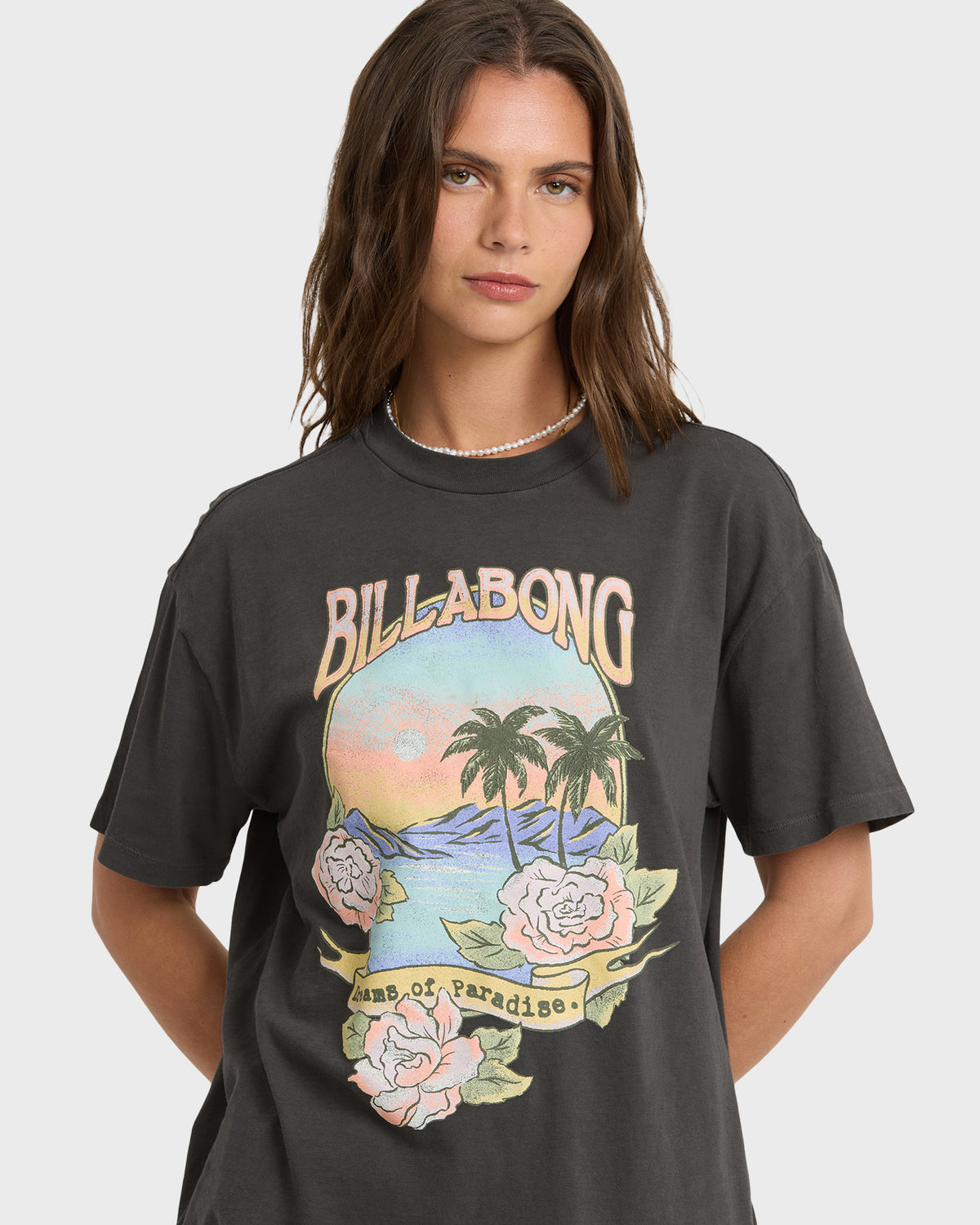 DREAMY-MEMORIES-SS-TEE-OFF-BLACK-5