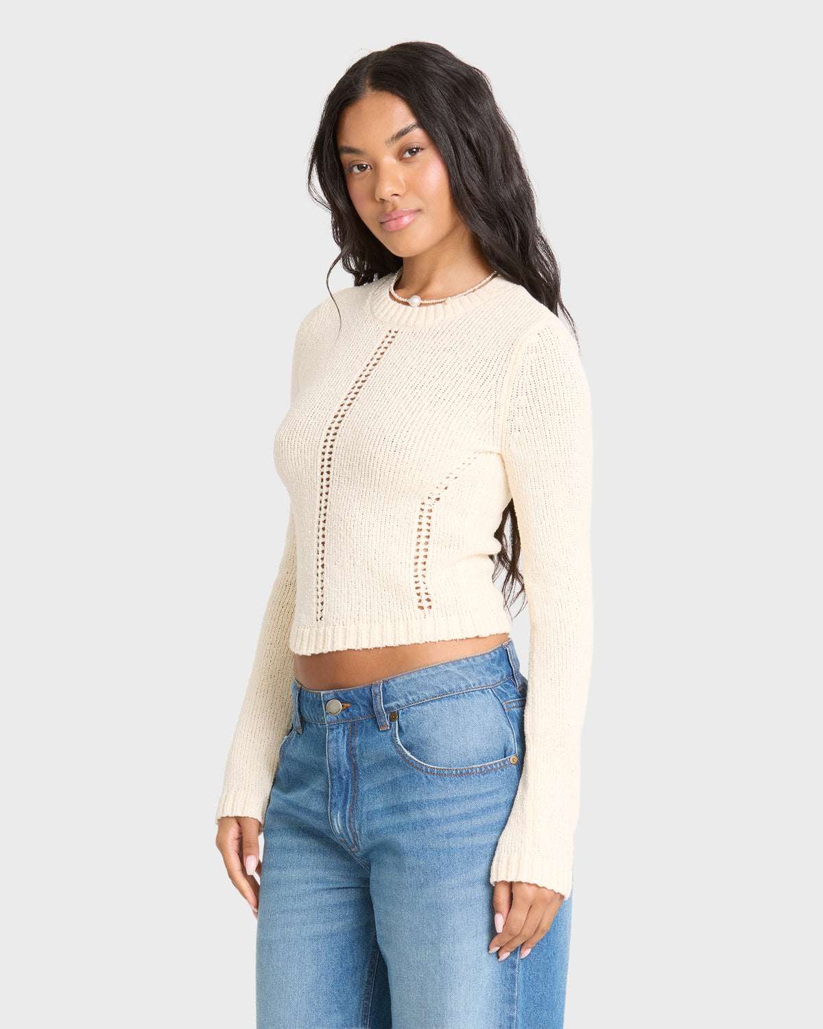SWEET-CLARE-SWEATER-WHITE-CAP-4