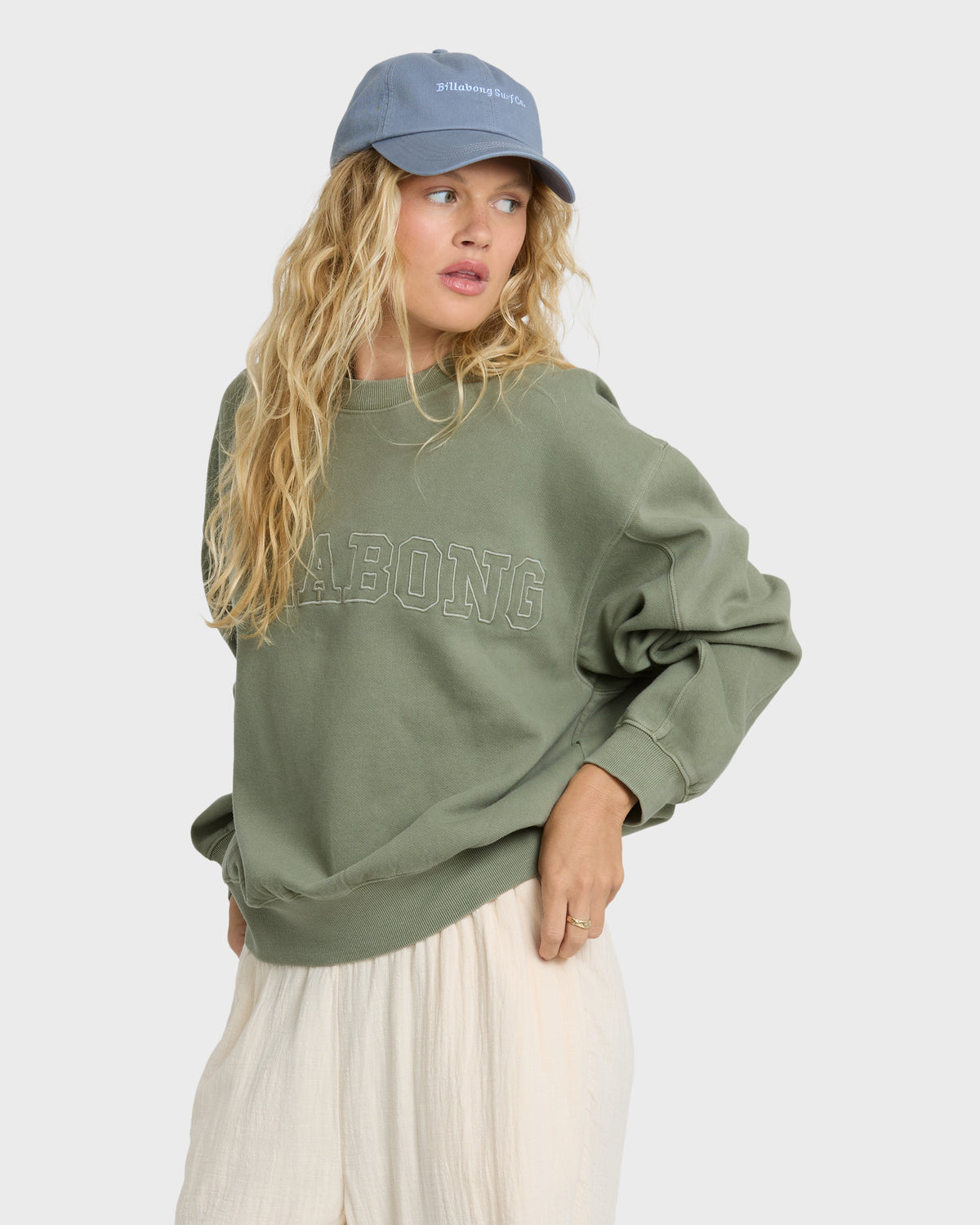VIBES-KENDAL-CREW-FLC-ARMY-GREEN-4