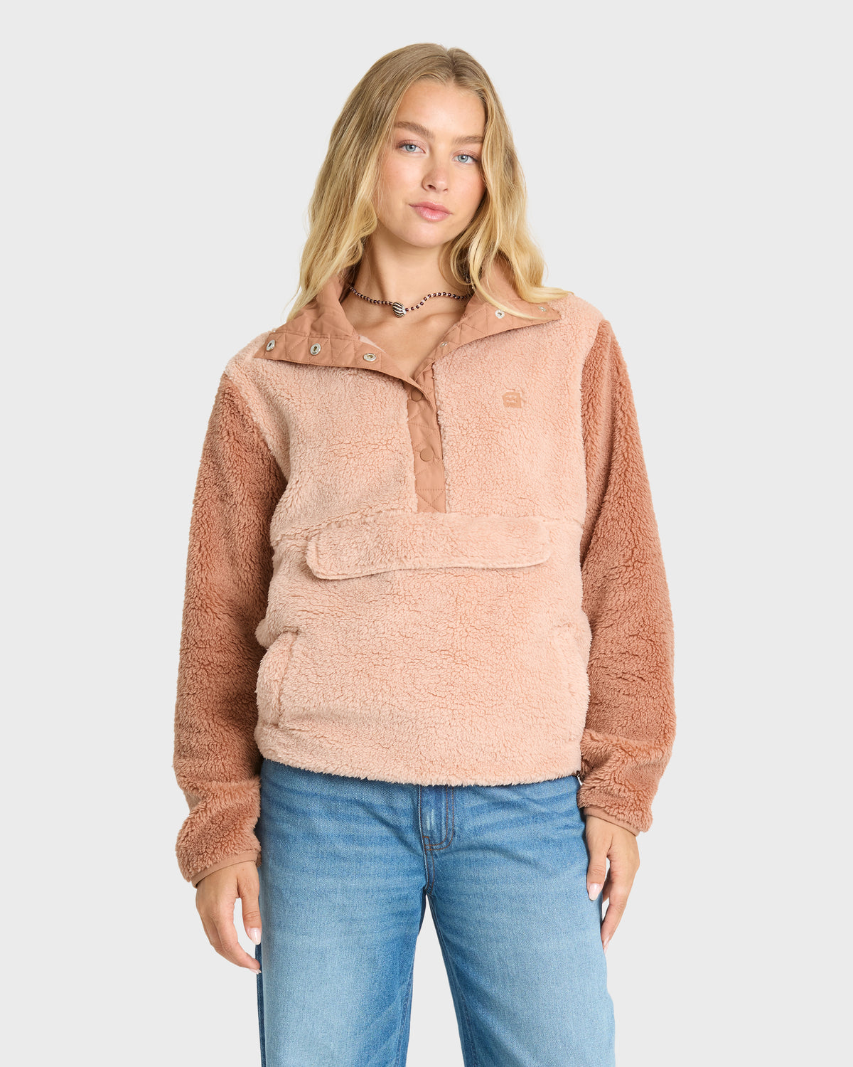 SWITCHBACK-SHERPA-PULLOVER-SUGAR-ALMOND-1