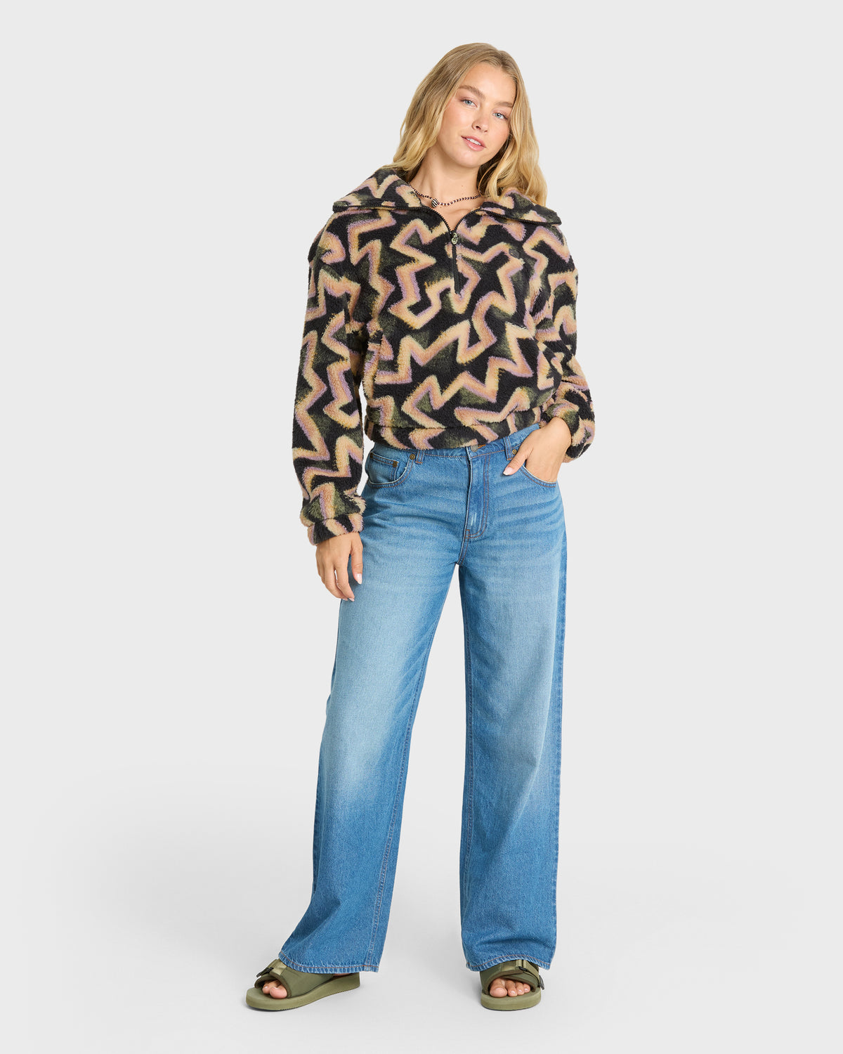 BARRA-SHERPA-HALF-ZIP-BLACK-SANDS-3