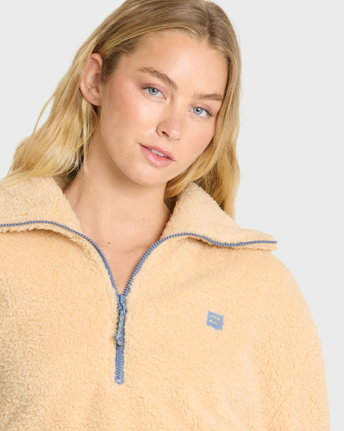 BARRA-SHERPA-HALF-ZIP-BUTTERCREAM-5