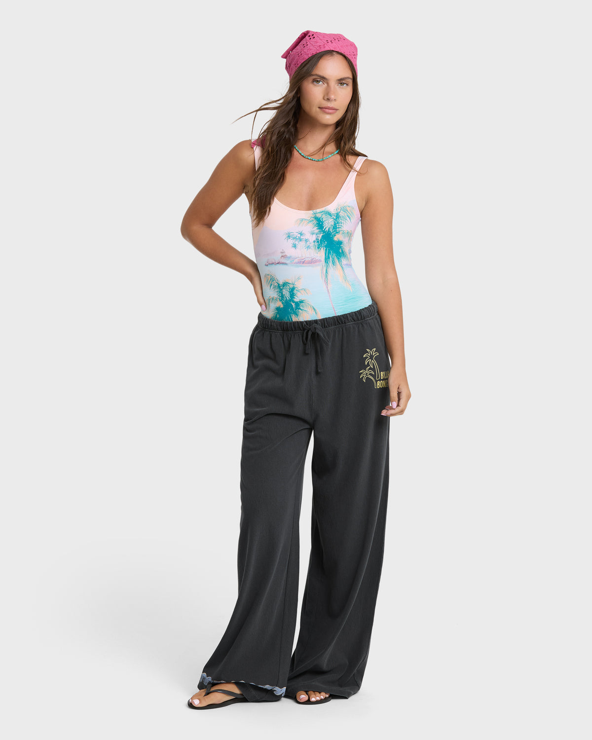 PARADISE-73-KNT-PNT-BLACK-SANDS-3