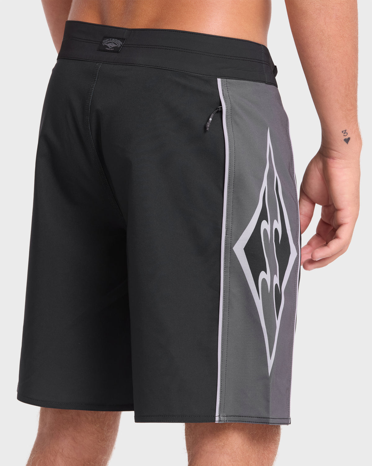 NEW-WAVE-PRO-19-BLACK-5