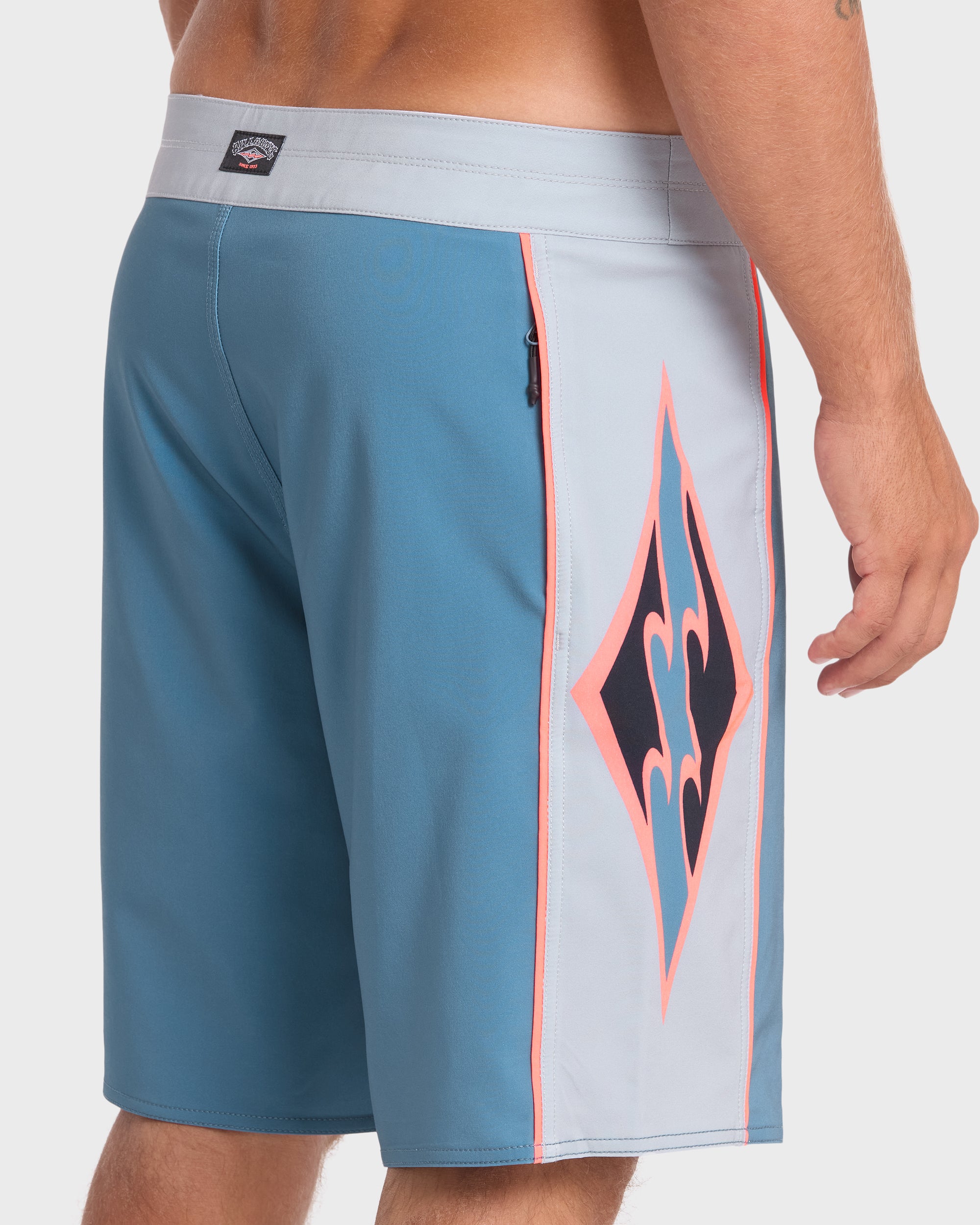 サーフィン・ボディボード Mens new Billabong board sgorts New Wave Pro 19