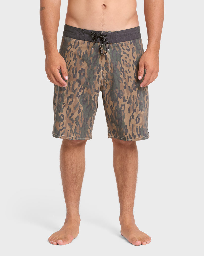 Sundays Pro 19" Boardshorts - Khaki