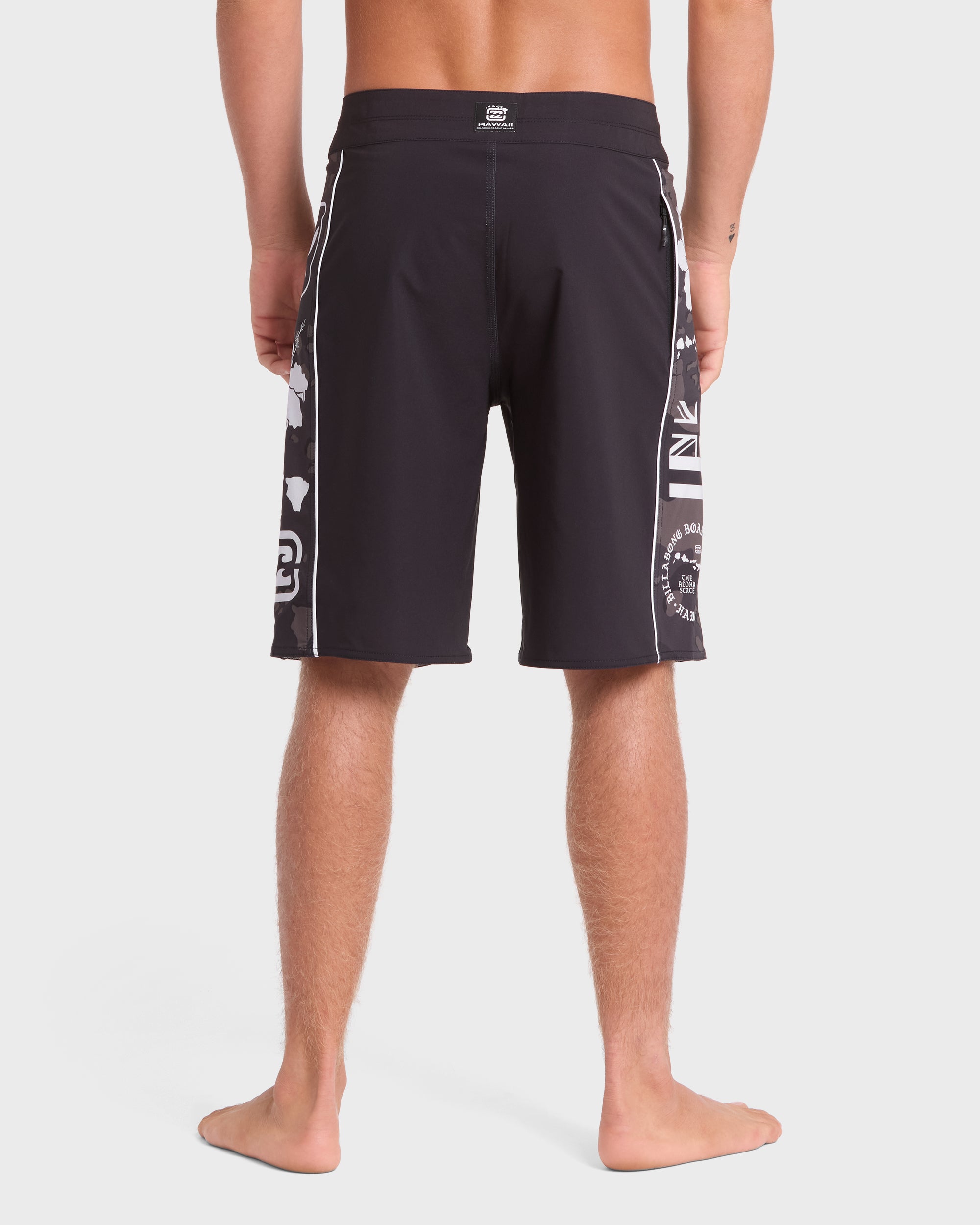 Mens At the Knee Boardshorts – Billabong