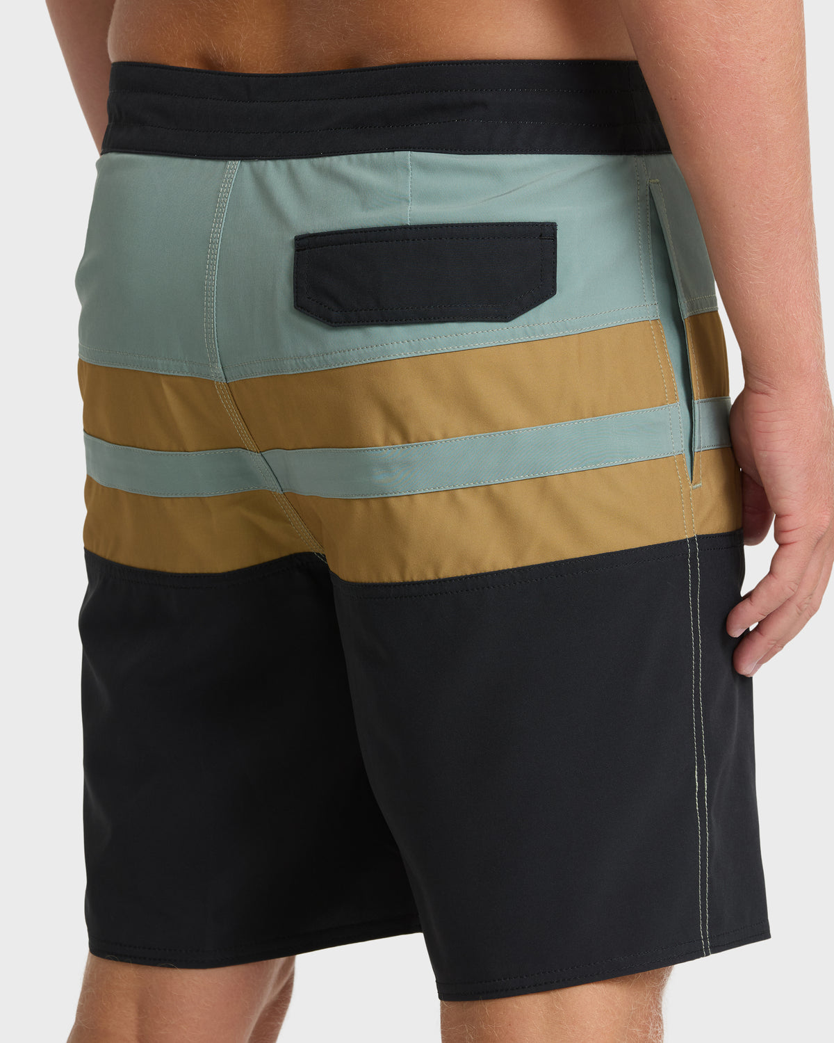 
Momentum Lo Tide 18.5" Boardshorts - Silt Green