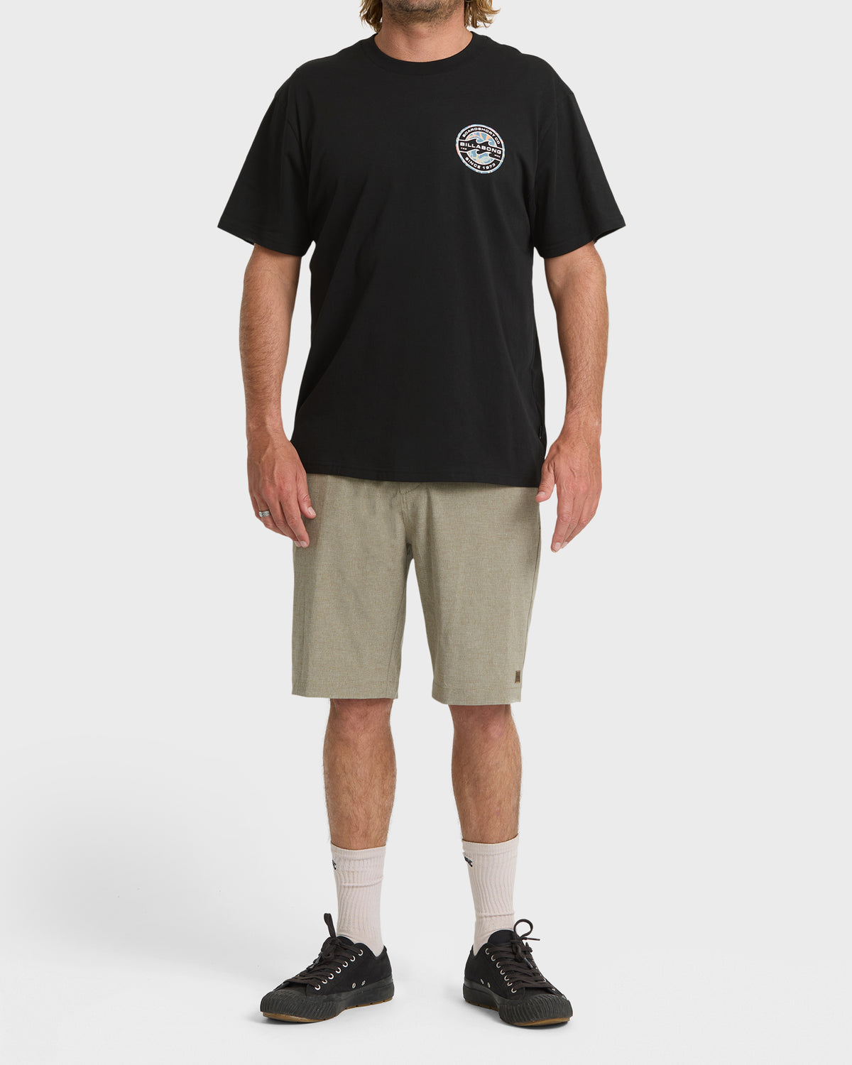 
Hollow Premium Short Sleeve Knit T-Shirt - Black