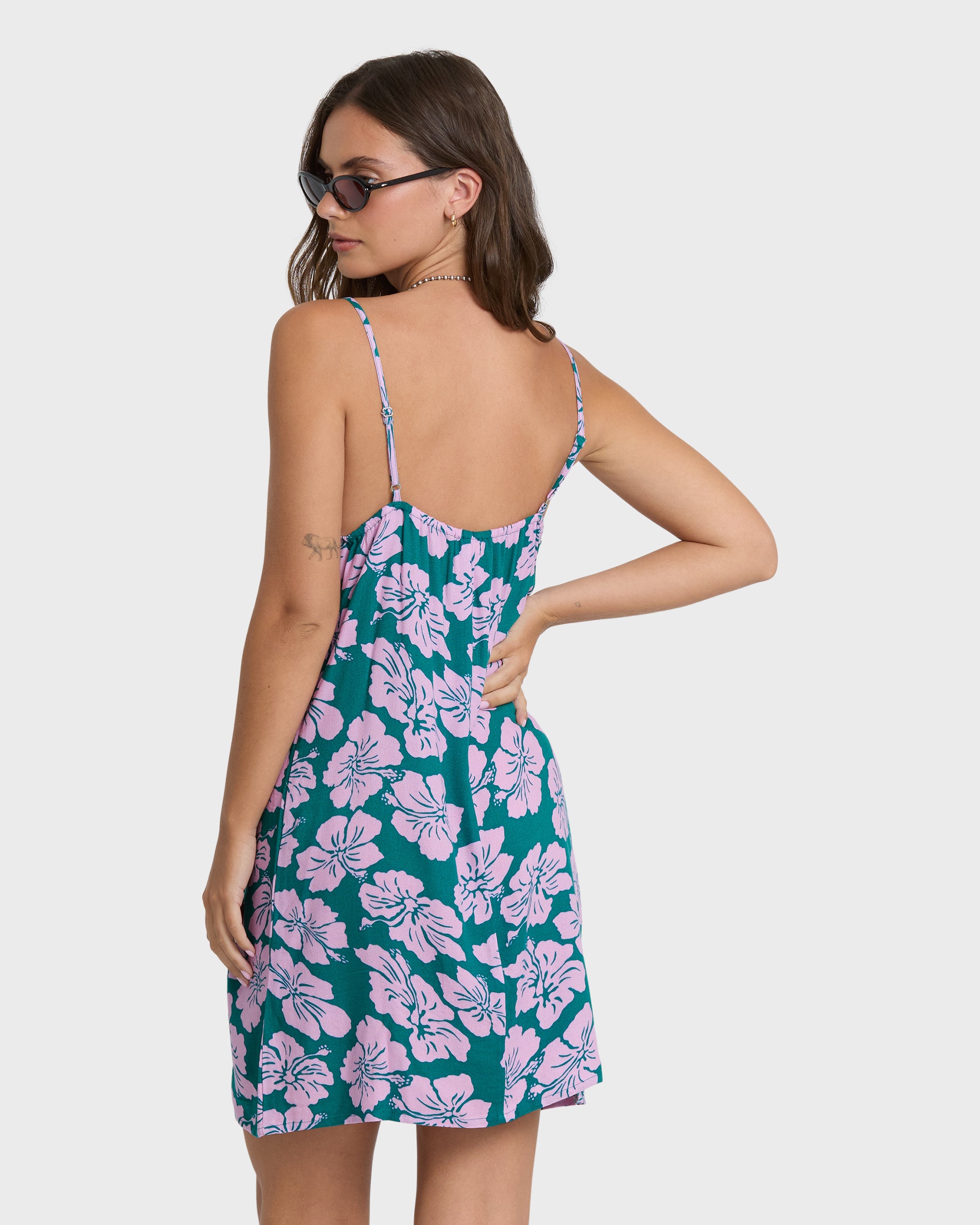 billabong blue floral dress Womens Dresses Strappy Contrast Lace Trim The short flutter sleeves SOLDES50E26 Color:Safari