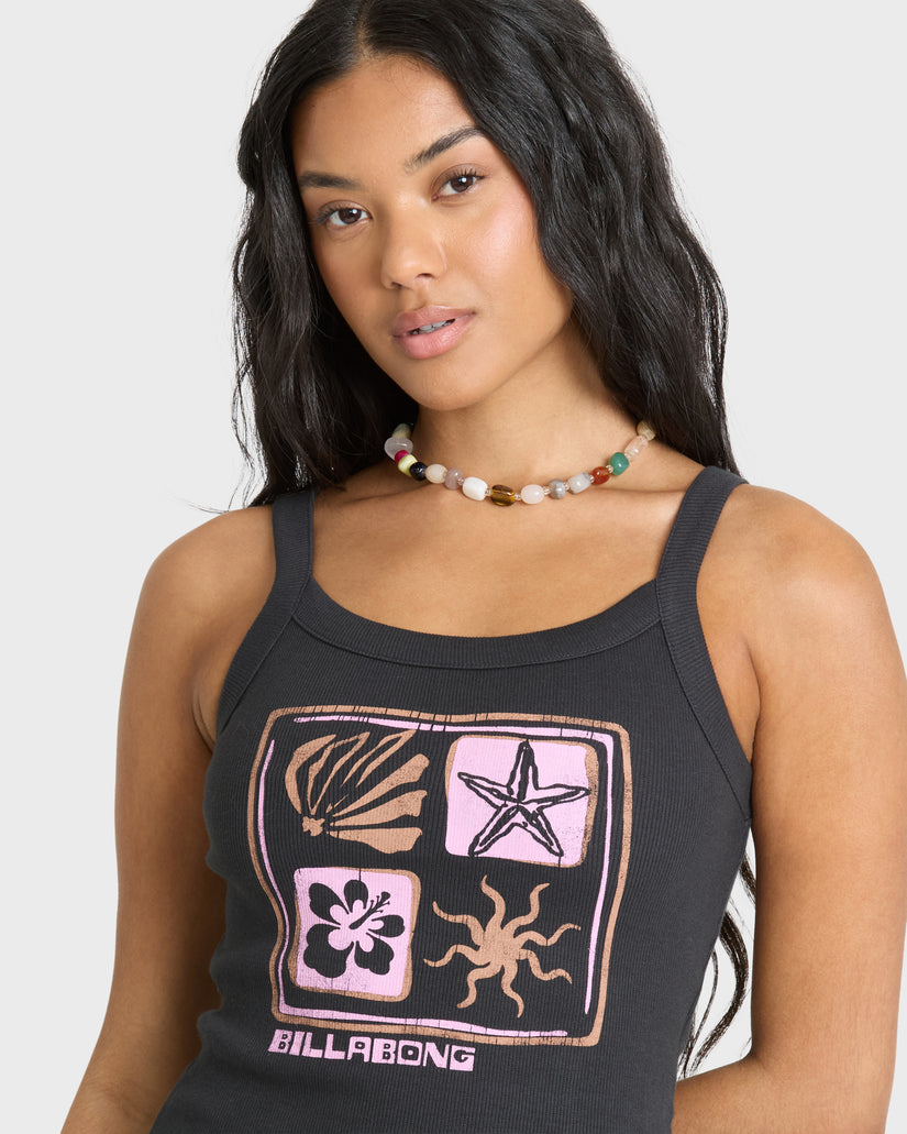 DAY-TRIP-FOREVER-TANK-BLACK-SANDS-5