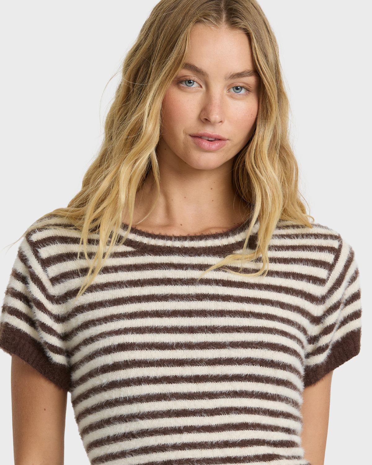 
Kate Short Sleeve Fleece Tee - Teak