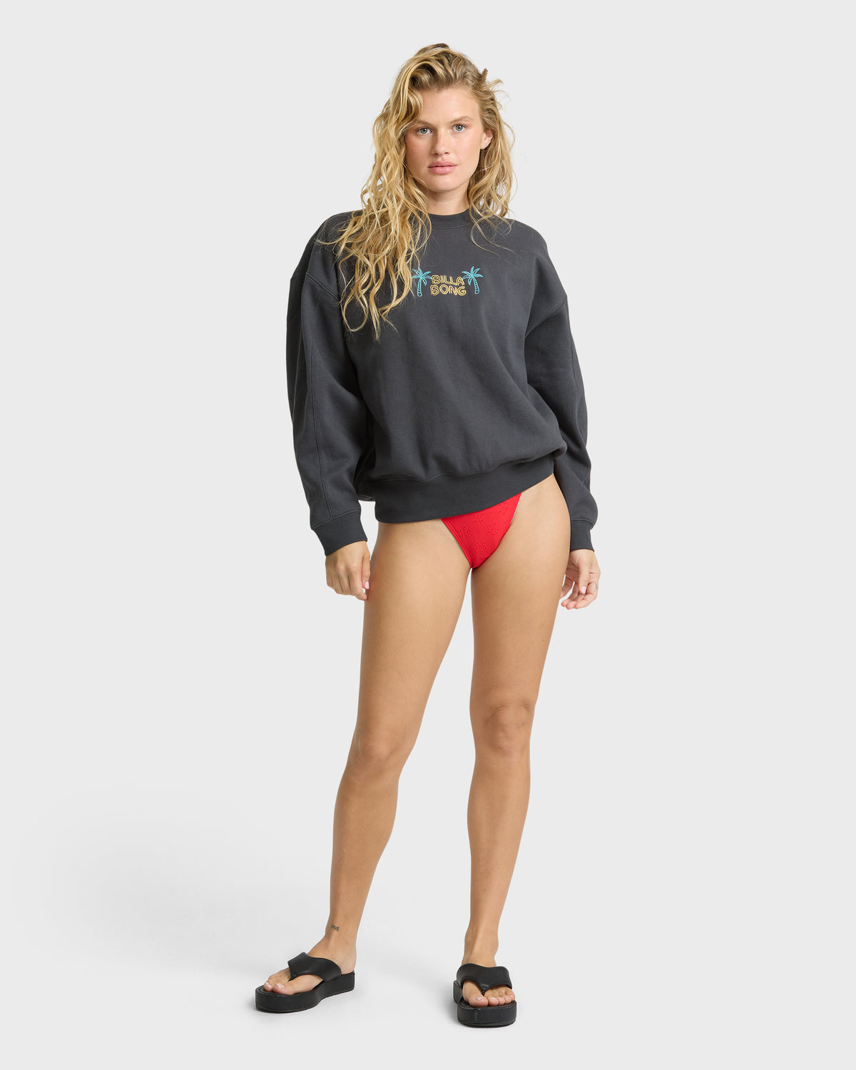 
Dancin in Paradise Kendal Crewneck Sweatshirt - Black Sands