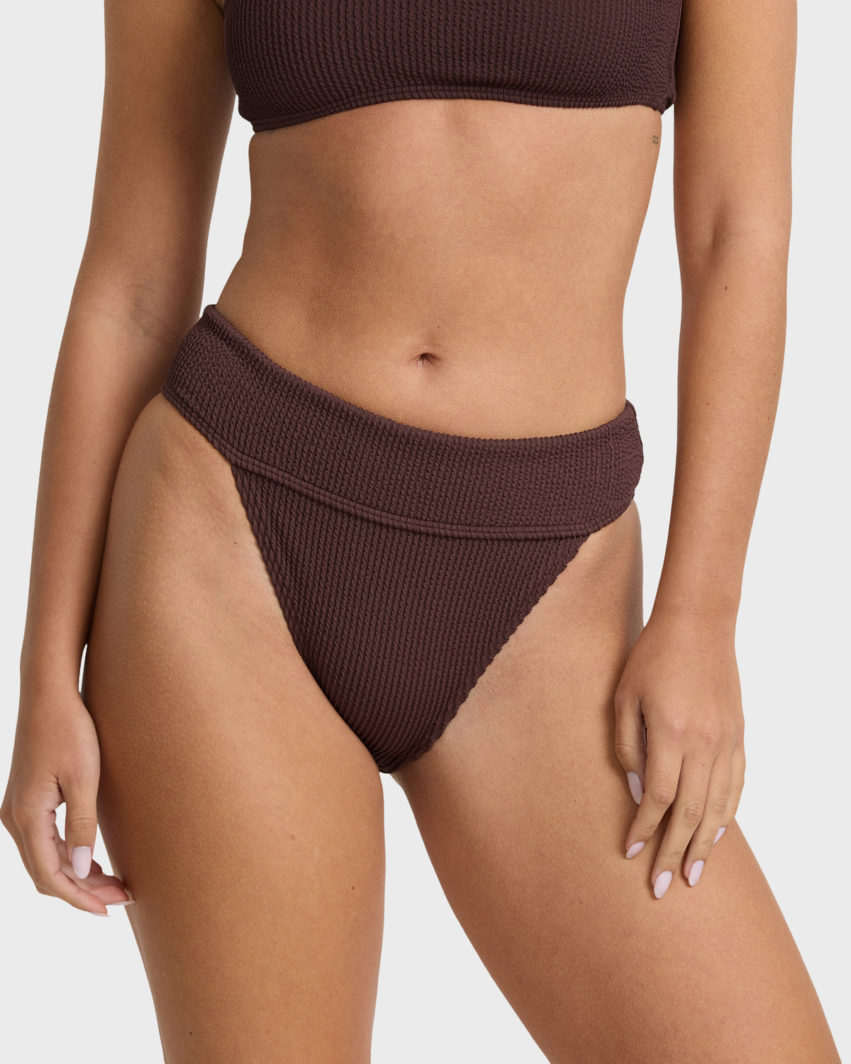 
Summer Hi Aruba High Waist Medium Bikini Bottoms - Teak