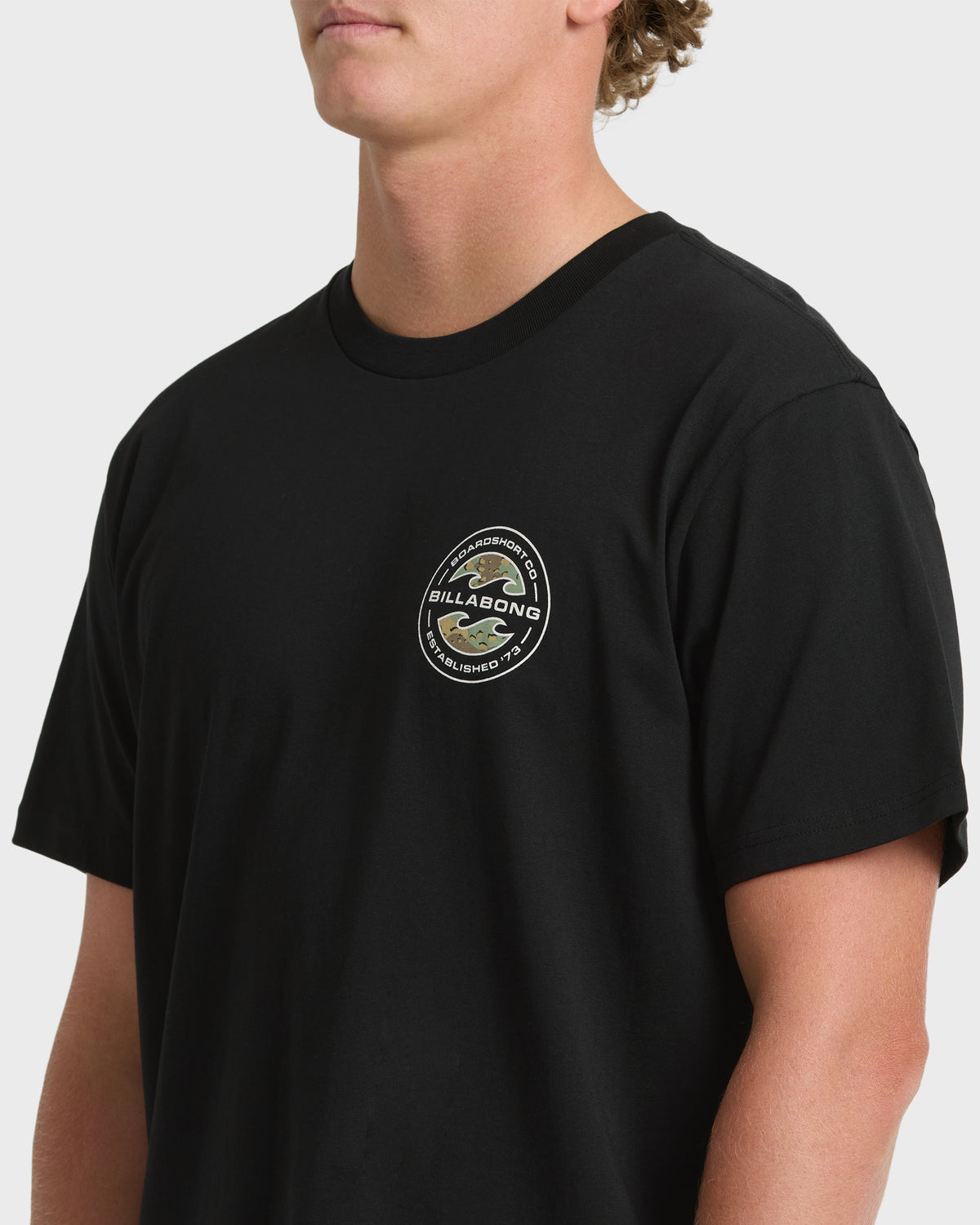 
Hollow Premium Short Sleeve Knit T-Shirt - Black
