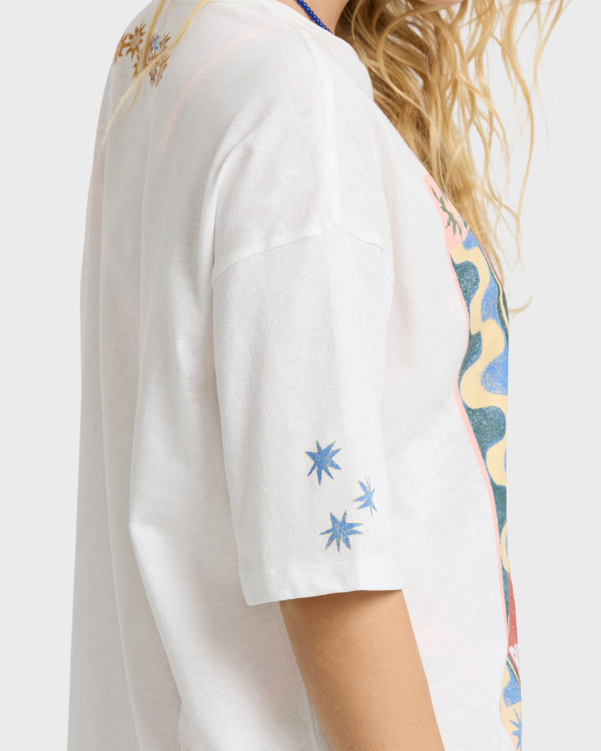 
Seaside Dreams Short Sleeve Jersey T-Shirt - Salt Crystal
