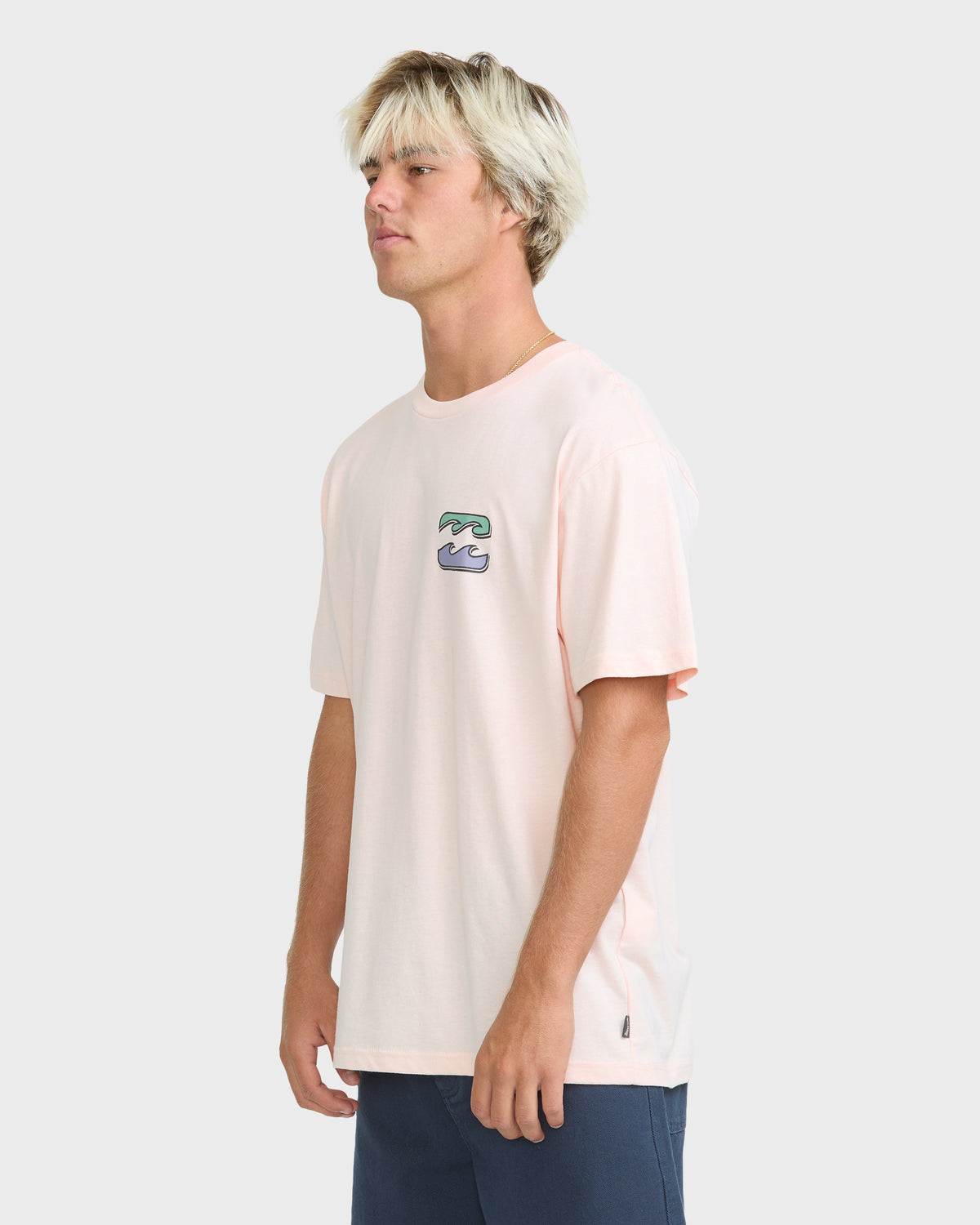 
Heritage Arch Premium Short Sleeve Knit Graphic T-Shirt - Light Pink