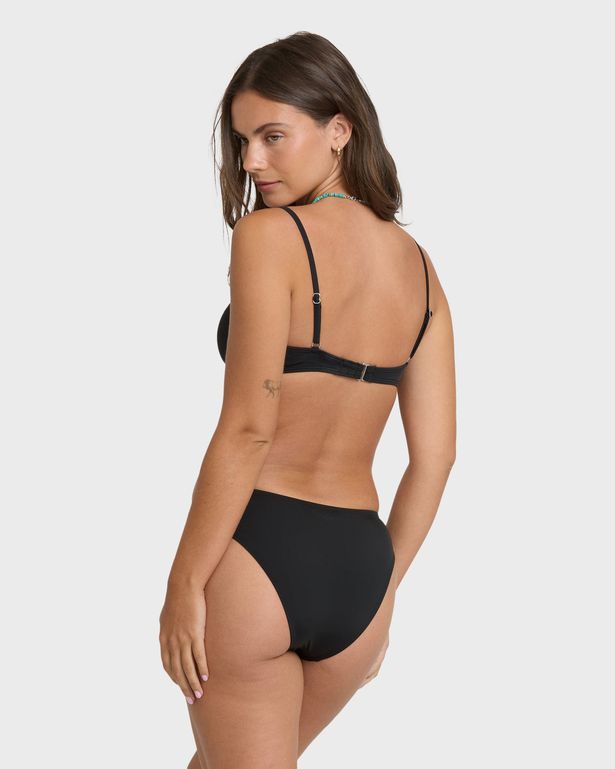SOL-SEARCHER-BONDI-BLACK-PEBBLE-6