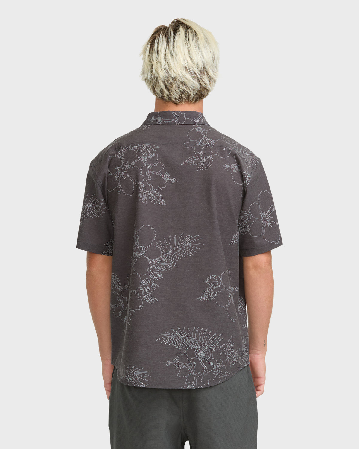 Sundays-Island-Short-Sleeve-Woven-Shirt-Phantom-2